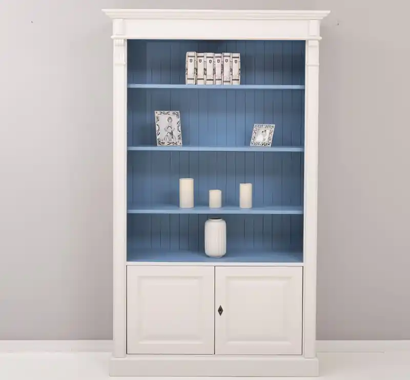 Massives Bücherregal mit 2 Türen und Regalfläche - Landhaus Regal verschiedene Farben Markenprodukt