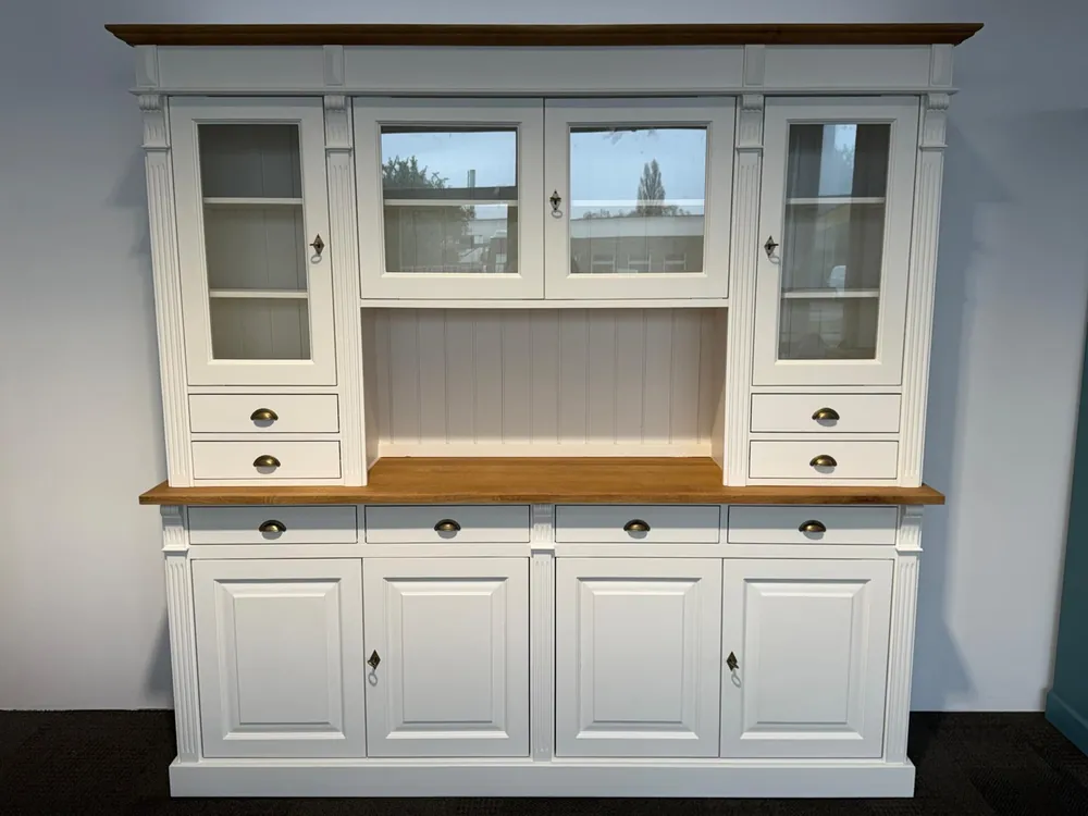 Weißer Buffetschrank mit Eichenplatte & Eichenkranz – 2-teilig, Soft-Close Markenprodukt