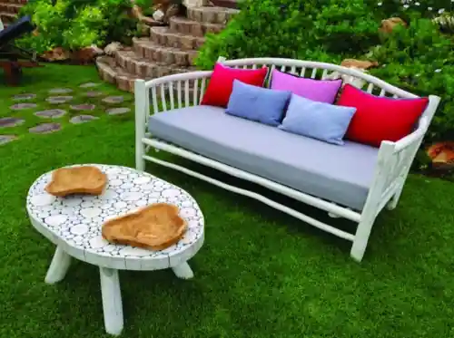 Sofa aus Teakholz in Farbe Weiß Kracherpreis