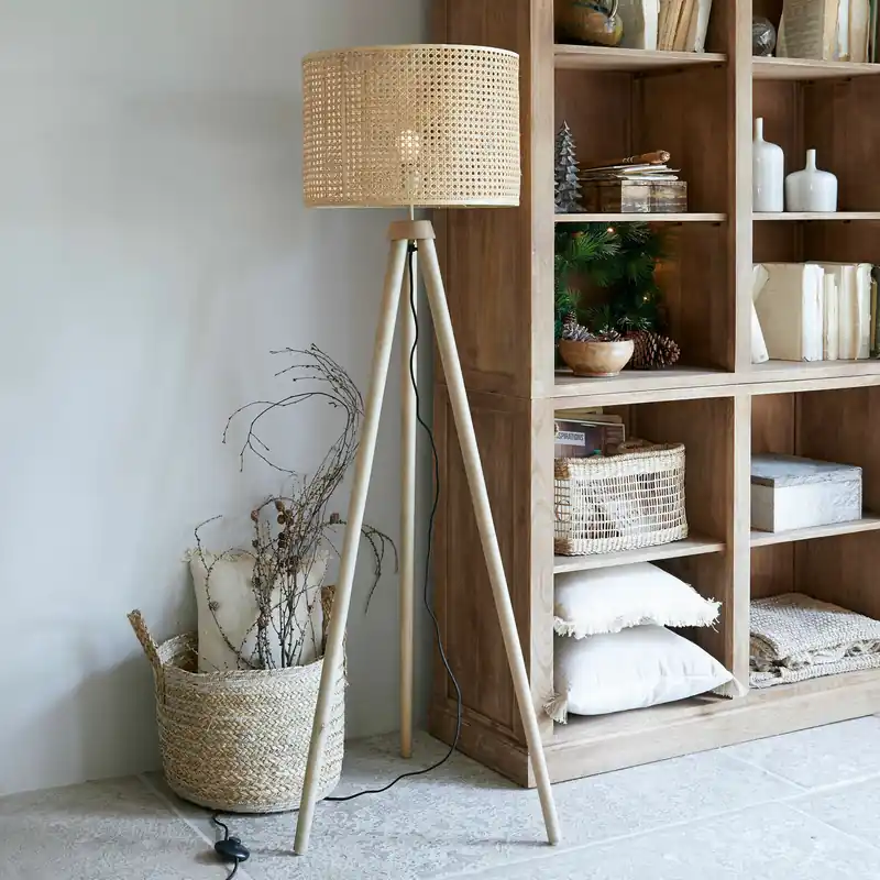 Neuheit Stehlampe Doullens