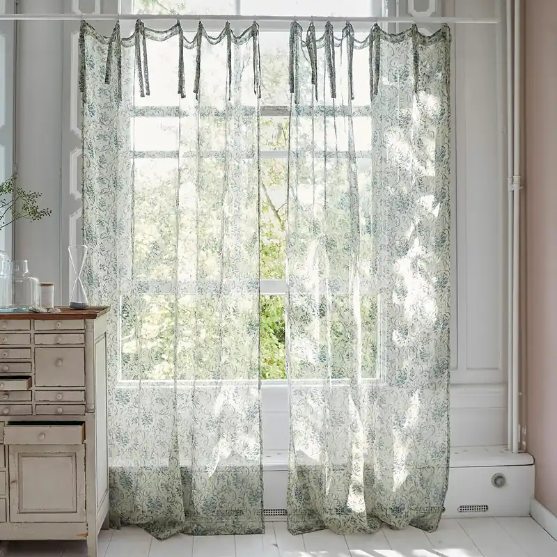 Gardine Felisha Markenprodukt