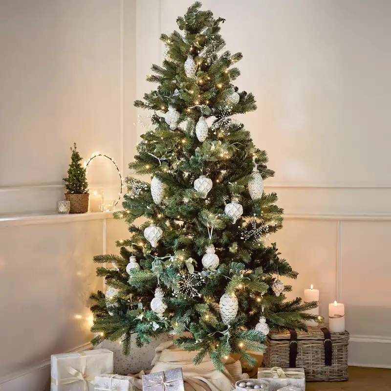 Top-Angebot Weihnachtsbaum Helford