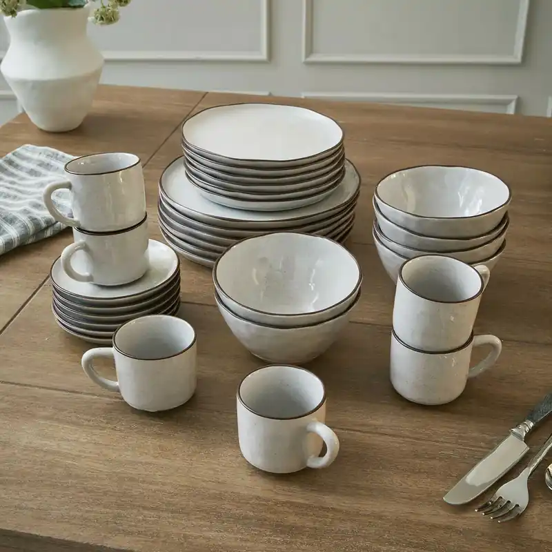 Neue Ware Geschirr 30er Set Biarré
