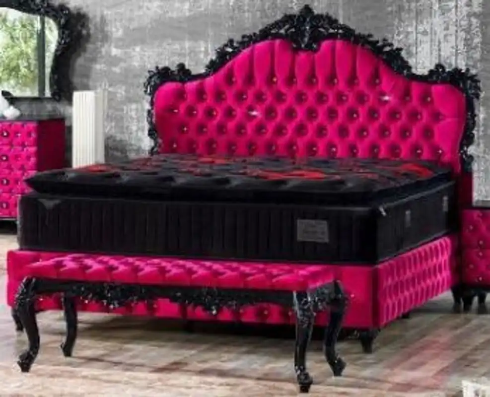 Günstig Casa Padrino Barock Doppelbett Pink / Schwarz - Prunkvolles Samt Bett mit Glitzersteinen und Matratze - Schlafzimmer Möbel im Barockstil