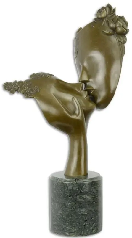 Geprüft Casa Padrino Luxus Bronze Skulptur küssende Gesichter Bronze / Schwarz 30 x 23,7 x H. 53,6 cm - Bronzefigur mit Marmorsockel - Deko Accessoires
