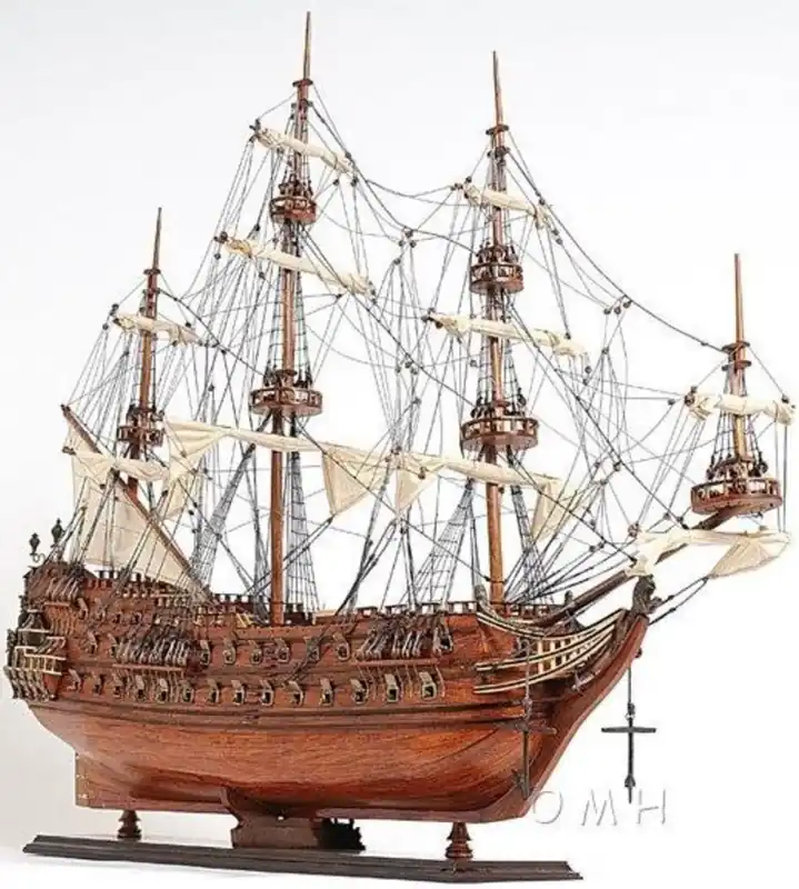 Sofort Bestellen Casa Padrino Luxus Flaggschiff Zeven Provincien mit Massivholz Ständer Braun 93,2 x 29,8 x H. 80,5 cm - Handgefertigtes Deko Schiff Holzschiff Segelschiff