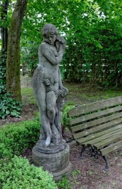 Große Casa Padrino Jugendstil Skulptur Frau mit Blume Antik Stil Grau 40 x H 140 cm Antikstil Grau - Barock Gartendeko - Schwer und Massiv Neu Im Sortiment