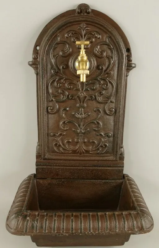 Markenware Casa Padrino Jugendstil Wandbrunnen Rustikal Braun 36 x 24 x H. 65 cm - Nostalgischer Gartendeko Brunnen mit Wasserhahn - Garten Accessoires