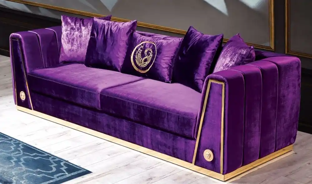 Schneller Versand Casa Padrino Luxus Couch Lila / Gold 260 x 90 x H. 76 cm - Edles Wohnzimmer Sofa mit dekorativen Kissen - Luxus Möbel