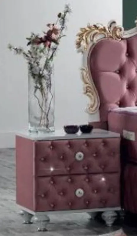 Geprüft Casa Padrino Barock Nachttisch mit Glitzersteinen und 2 Schubladen Rosa / Weiß / Silber 50 x 50 x H. 50 cm - Beistelltisch im Barockstil - Barock Schlafzimmer Möbel