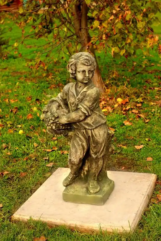 Casa Padrino Jugendstil Skulptur Junge mit Korb 34 x H 77 cm Antik Moos-Grau - Barock Gartendeko Sale