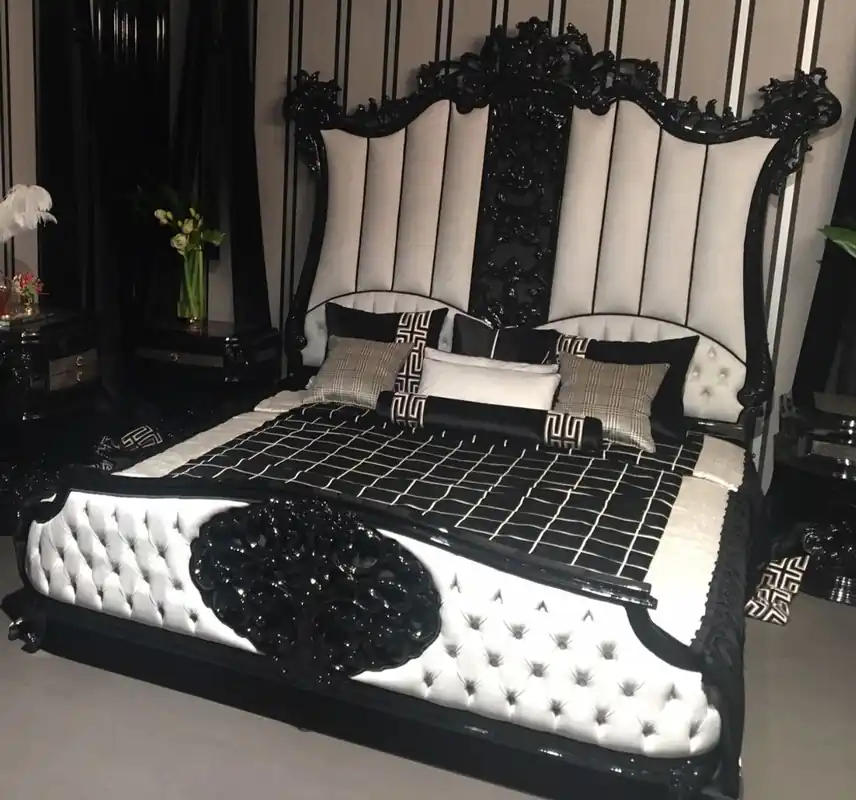 Casa Padrino Luxus Barock Doppelbett Schwarz / Weiß - Edles Massivholz Bett mit Kopfteil - Prunkvolle Schlafzimmer Möbel im Barockstil Kracherpreis
