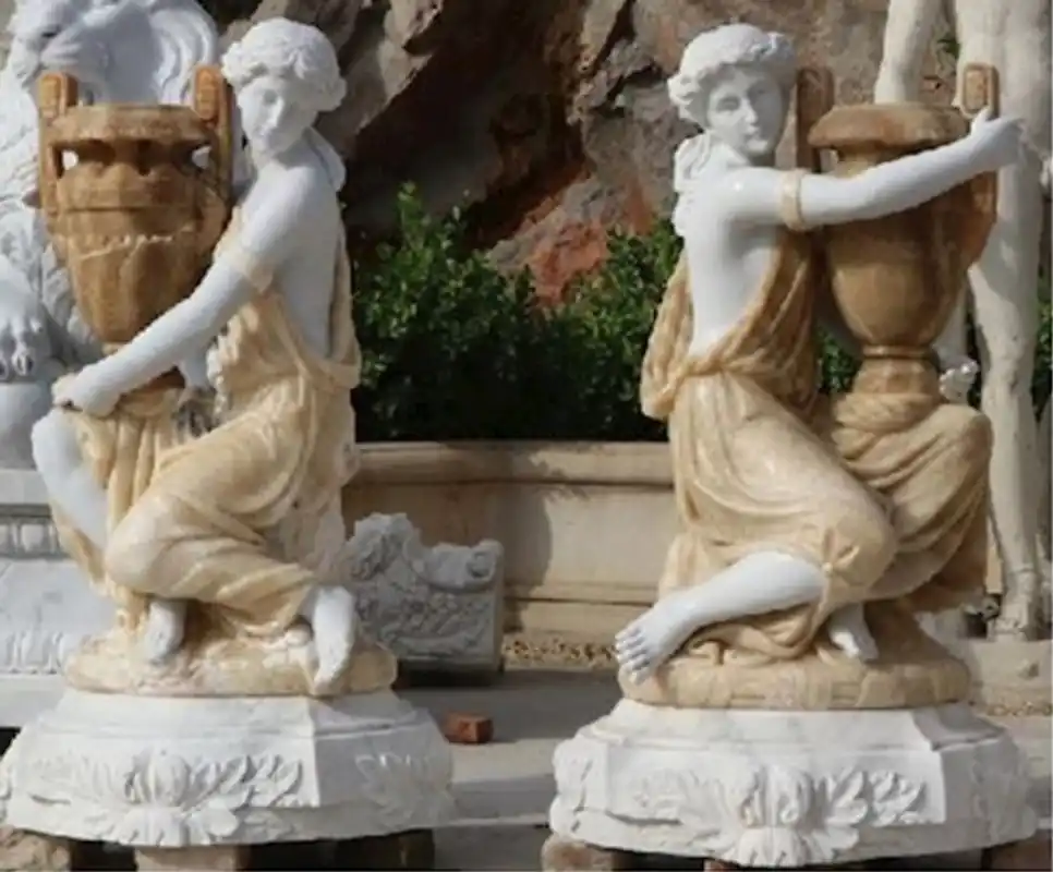 Casa Padrino Jugendstil Marmor Skulpturen Set Frauen mit Vasen Weiß / Beige 78 x 63 x H. 121 cm - Gartendeko Statuen - Luxus Hotel & Restaurant Deko Neuheit