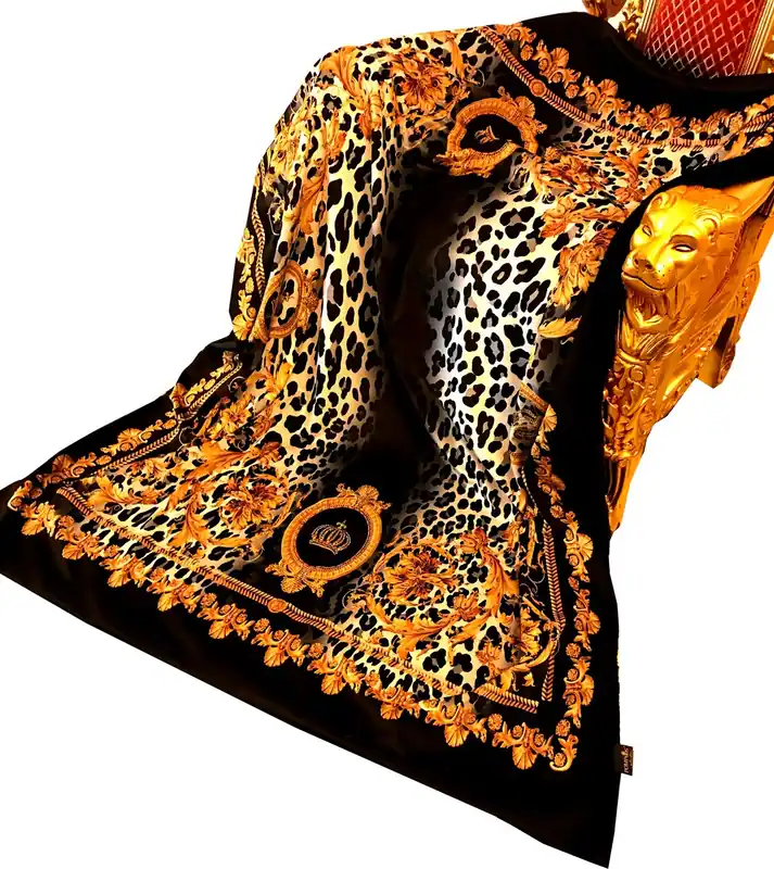Neue Ware Luxus Wohndecke Pompöös by Casa Padrino Barock Kronen / Leopard / Gold von Harald Glööckler mit Glitzersteinen