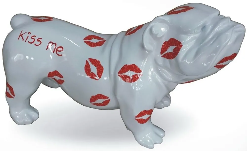 Knallerangebot Casa Padrino Designer Dekofigur Hund Bulldogge Weiß / Rot 57 x 25 x H. 35 cm - Wetterbeständige Deko Skulptur - Wohnzimmer Deko - Garten Deko - Designer Deko Tierfigur
