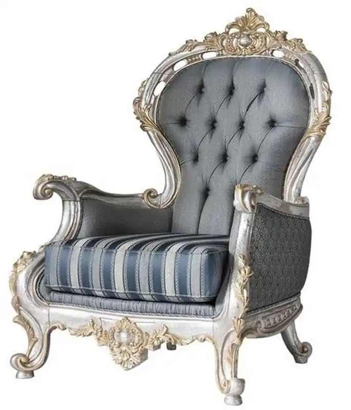 Casa Padrino Luxus Barock Wohnzimmer Sessel mit dekorativem Kissen Grau / Blau / Silber / Gold 82 x 75 x H. 122 cm - Edel & Prunkvoll Angebot