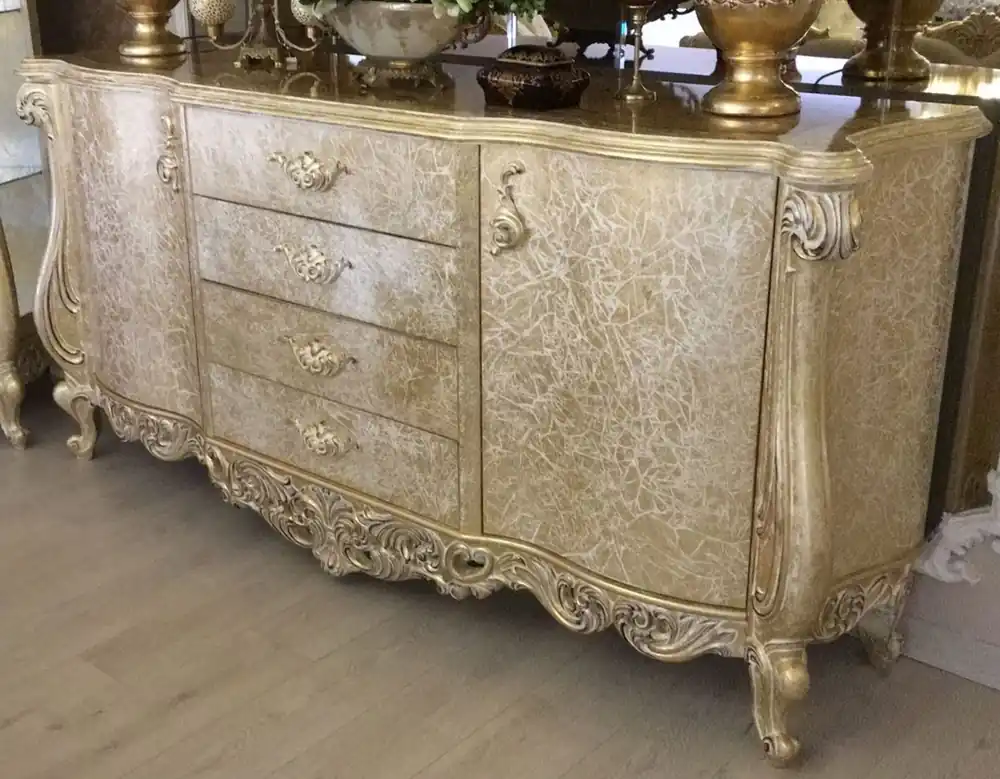 Casa Padrino Luxus Barock Sideboard Antik Gold 220 x 55 x H. 110 cm - Massivholz Schrank mit 2 Türen und 4 Schubladen - Edel & Prunkvoll Direkt Vom Hersteller