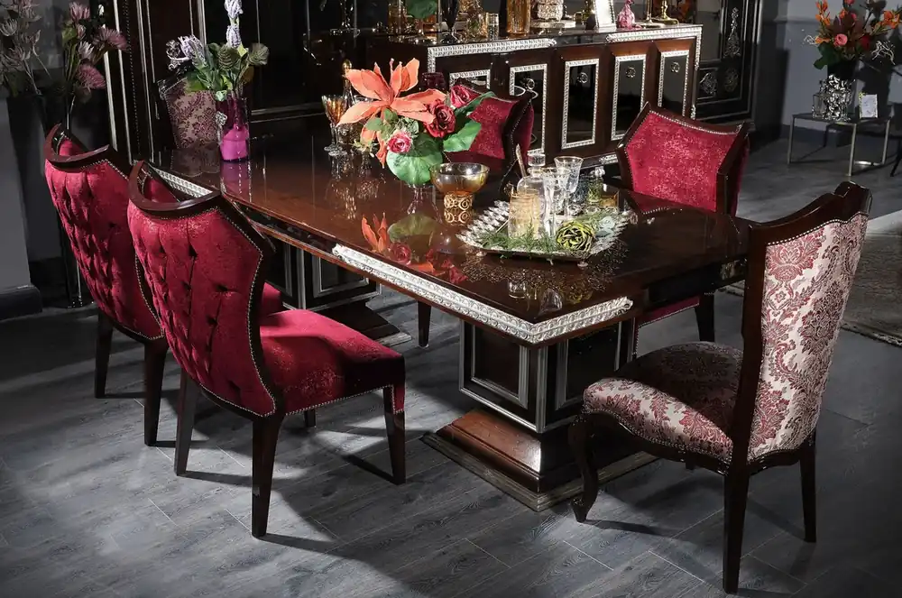 Casa Padrino Luxus Barock Esszimmer Set Bordeauxrot / Dunkelbraun / Silber - 1 Esstisch & 6 Esszimmerstühle - Esszimmer Möbel im Barockstil - Edel & Prunkvoll Saisonangebot