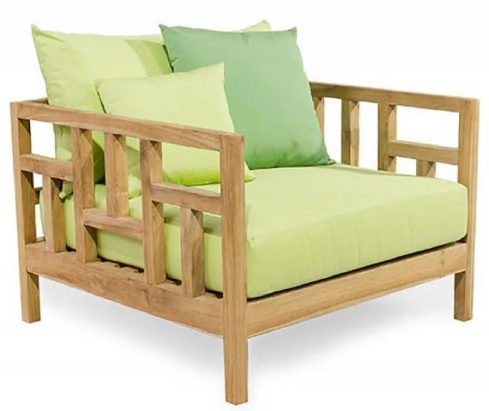 Casa Padrino Luxus Massivholz Gartensessel Naturfarben / Hellgrün 94 x 94 x H. 65 cm - Wetterbeständiger Teakholz Sessel mit Kissen - Garten & Terrassen Möbel - Luxus Qualität Markenprodukt