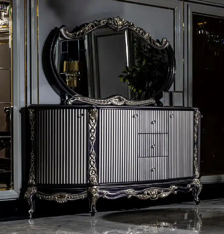 Casa Padrino Luxus Barock Möbel Set Lila / Weiß / Gold - 1 Sideboard mit 2 Türen und 3 Schubladen & 1 Spiegel - Handgefertigte Barock Möbel - Edel & Prunkvoll Markenware