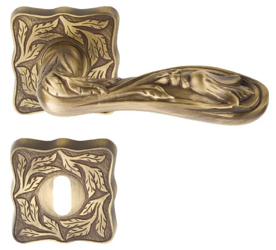 Casa Padrino Barock Türgriff Set Messing Patiniert 13 x H. 5,8 cm - Elegante Türklinken mit quadratischen Rosetten - Barock Deko Accessoires Jetzt Kaufen