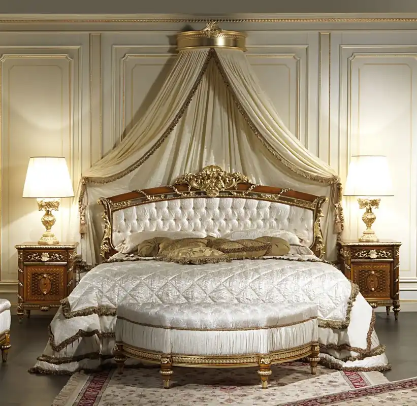 Casa Padrino Luxus Barock Schlafzimmer Set Weiß / Braun / Gold - 1 Doppelbett mit Kopfteil & 1 Baldachin & 2 Nachttische & 1 Sitzbank - Barock Schlafzimmer Möbel - Barock Hotel Möbel Expressversand