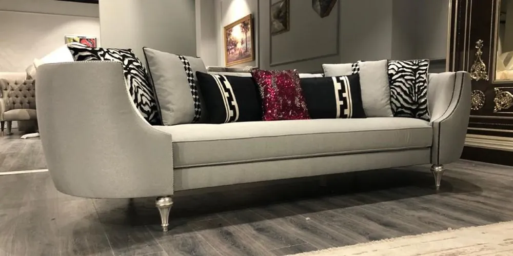 Ausverkauf Casa Padrino Luxus Barock Sofa Silber / Antik Silber - Handgefertigtes Wohnzimmer Sofa - Edle Barock Wohnzimmer Möbel