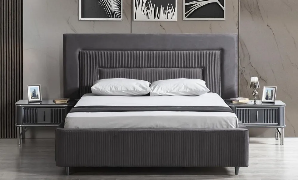 Preisreduziert Casa Padrino Luxus Schlafzimmer Set Grau / Silber - 1 Doppelbett mit Kopfteil & 2 Nachttische - Luxus Schlafzimmer Möbel