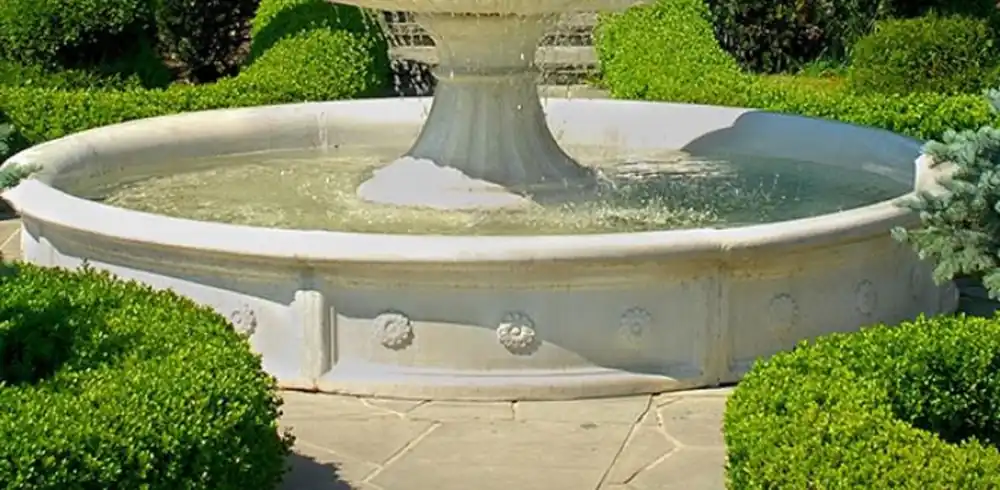 Casa Padrino Barock Springbrunnen Umrandung Weiß Ø 265 x H. 40 cm - Runde Gartenbrunnen Umrandung - Brunnen Umrandung - Prunkvolle Gartendeko im Barockstil Direktkauf