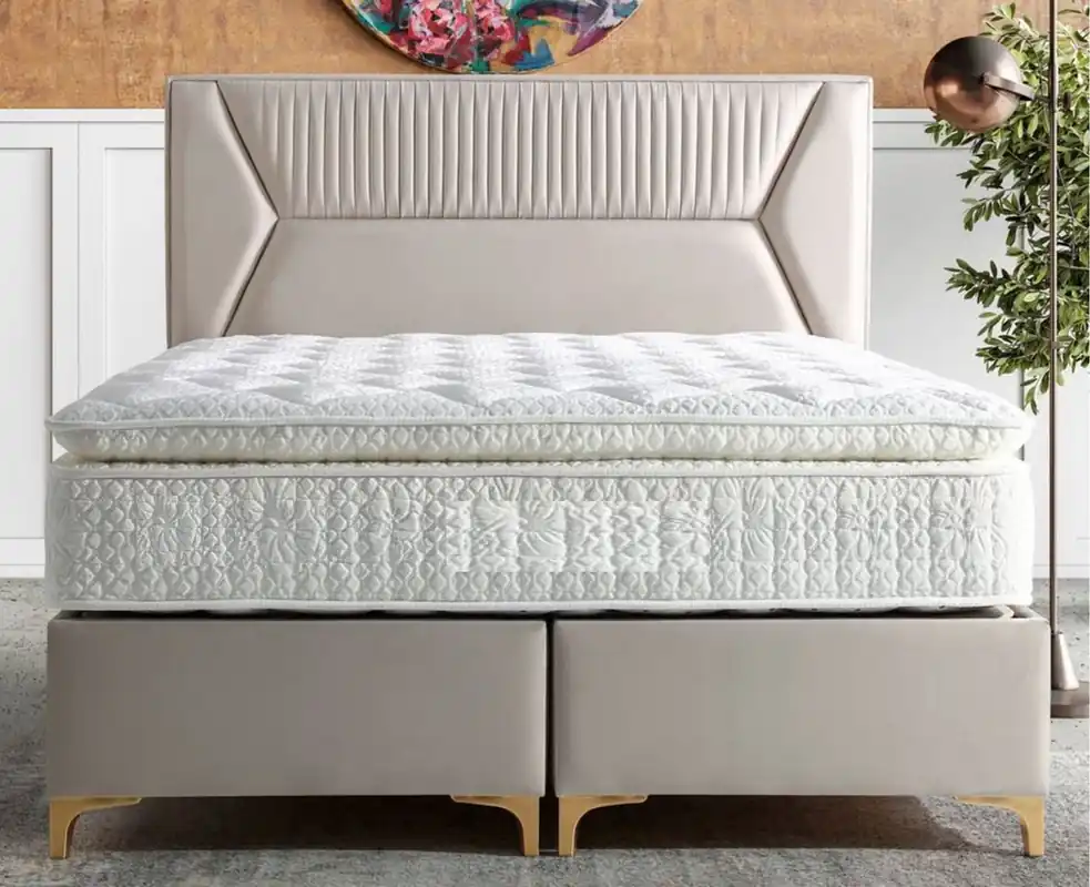 Casa Padrino Luxus Doppelbett Grau / Gold - Verschiedene Größen - Massivholz Bett mit Kopfteil und Matratze - Schlafzimmer Möbel - Hotel Möbel - Luxus Möbel Preis Gesenkt