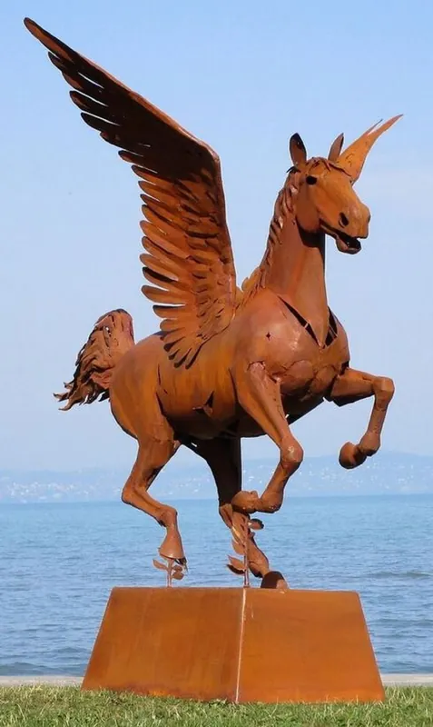Casa Padrino Luxus Deko Skulptur Pegasus Pferd mit Sockel Rost 288 x 175 x H. 305 cm - Lebensgroße Stahl Skulptur - Riesige Garten Deko Figur - Garten Skulpturen - Metall Skulpturen Sichere Zahlung