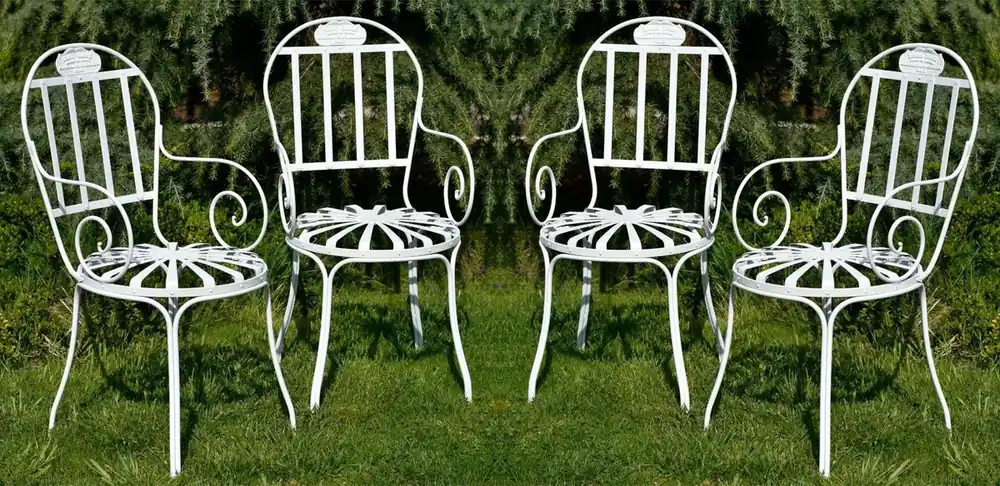Casa Padrino Jugendstil Garten Stuhl 4er Set Weiß 47 x 47 x H. 94 cm - Handgefertigte Schmiedeeisen Stühle mit Armlehnen - Nostalgische Schmiedeeisen Garten & Terrassen Möbel Direkt Vom Hersteller
