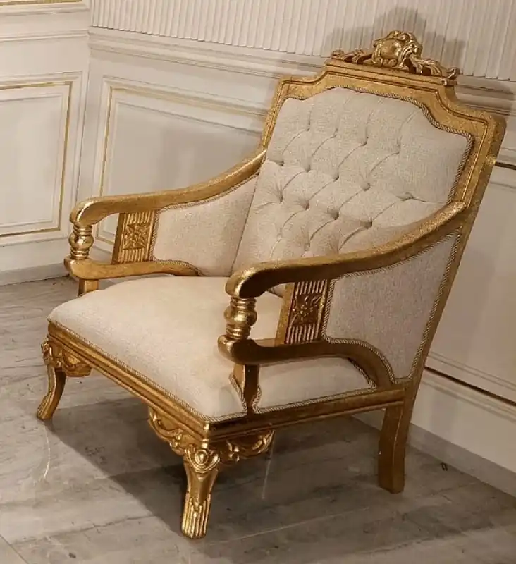 Garantierte Lieferung Casa Padrino Luxus Barock Wohnzimmer Sessel Creme / Gold - Handgefertigter Barockstil Sessel - Luxus Wohnzimmer Möbel im Barockstil - Barock Möbel - Edel & Prunkvoll
