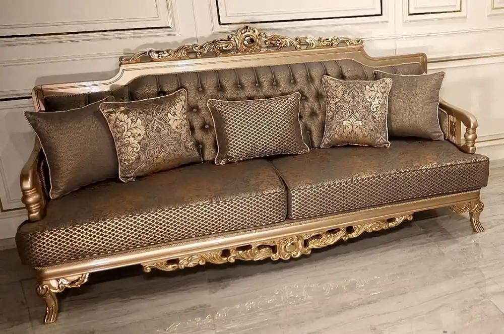 Casa Padrino Luxus Barock Wohnzimmer Sofa Grau / Gold - Handgefertigtes Barockstil Sofa - Luxus Wohnzimmer Möbel im Barockstil - Barock Möbel - Edel & Prunkvoll Bestpreis