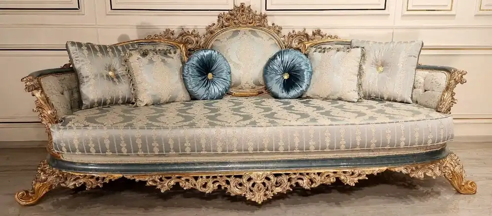 Begrenztes Angebot Casa Padrino Luxus Barock Wohnzimmer Sofa Türkis / Creme / Gold - Handgefertigtes Barockstil Sofa - Luxus Wohnzimmer Möbel im Barockstil - Barock Möbel - Edel & Prunkvoll