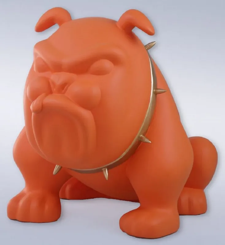 Casa Padrino Luxus Deko Figur Hund Bulldogge mit Halskette Orange / Gold H. 55 cm - Kunstharz Deko Skulptur - Wohnzimmer Deko - Luxus Deko Tierfigur Garantierte Lieferung