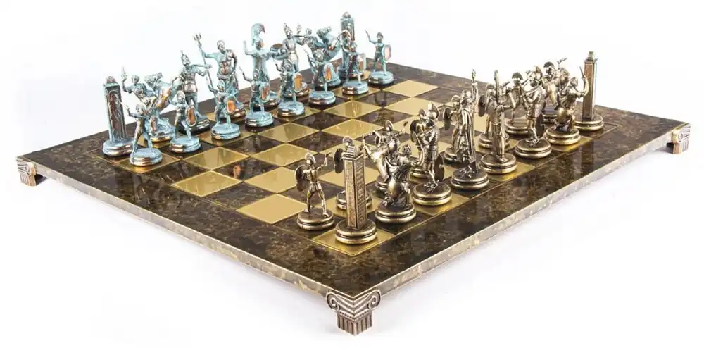 Casa Padrino Luxus Schach Set Braun / Messing 54 x 54 cm - Griechisches Schachspiel - Messing Schachbrett mit Schachfiguren - Luxus Deko Accessoires - Luxus Schachspiele Heißes Angebot