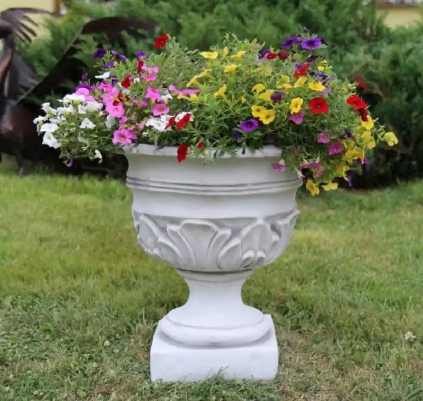 Zertifiziert Casa Padrino Barock Garten Deko Blumentopf Weiß H. 44 cm - Runder Pflanzentopf im Barockstil - Barock Garten Deko - Barock Terrassen Deko - Barock Deko Accessoires