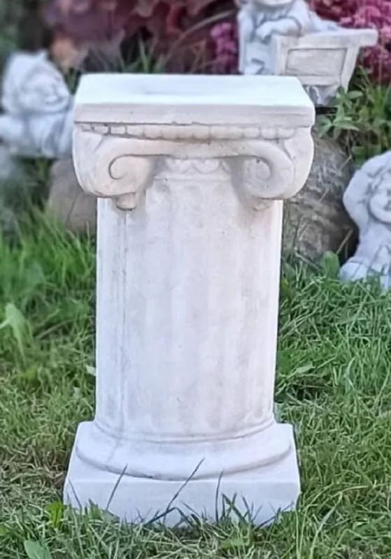 Casa Padrino Barock Säule Weiß / Grau 17 x 17 x H. 32 cm - Prunkvolle Gartensäule im Barockstil - Gartendeko Stein Säule - Barock Garten & Terrassen Deko Accessoires Heißes Angebot