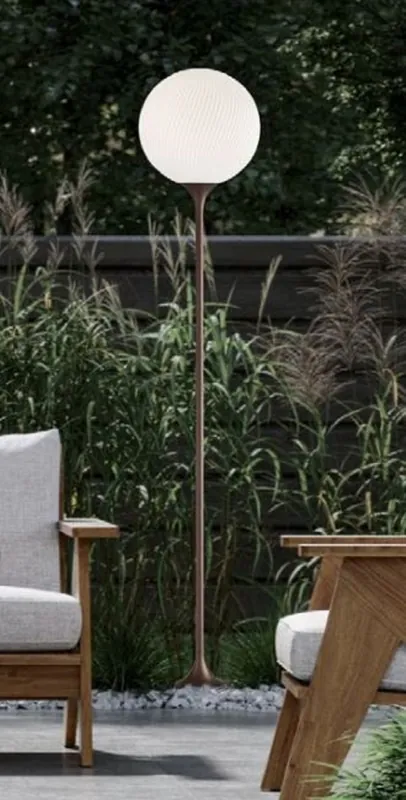 Direktkauf Casa Padrino Luxus Außenstehleuchte Braun / Weiß Ø 30 x H. 160 cm - Elegante Gartenlaterne - Gartenbeleuchtung - Außenbeleuchtung - Luxus Qualität - Made in Italy
