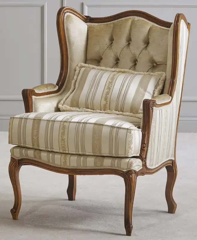 Highlight Casa Padrino Luxus Barock Ohrensessel Gold / Creme / Braun - Handgefertigter Barockstil Wohnzimmer Sessel mit Streifen - Luxus Wohnzimmer Möbel im Barockstil - Luxus Qualität - Made in Italy