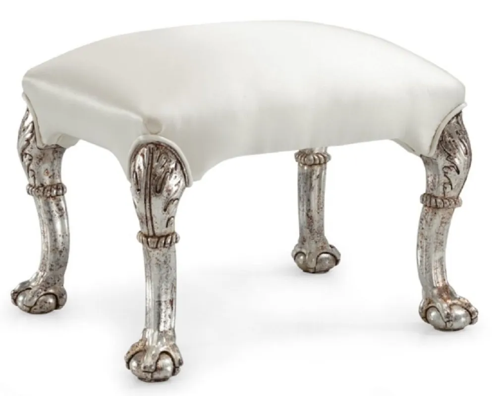 Casa Padrino Luxus Barock Leder Hocker Weiß / Antik Silber - Handgefertigter Barockstil Sitzhocker mit hochwertigem Echtleder - Barock Möbel - Edel & Prunkvoll - Luxus Qualität - Made in Italy Sofort Bestellen