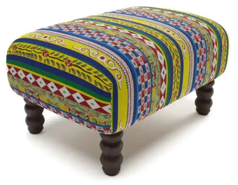 Casa Padrino Luxus Fußhocker mit Streifen Mehrfarbig / Schwarz 77 x 55 x H. 45 cm - Rechteckiger Samt Hocker - Wohnzimmer Möbel - Hotel Möbel - Luxus Möbel - Luxus Einrichtung Schneller Versand