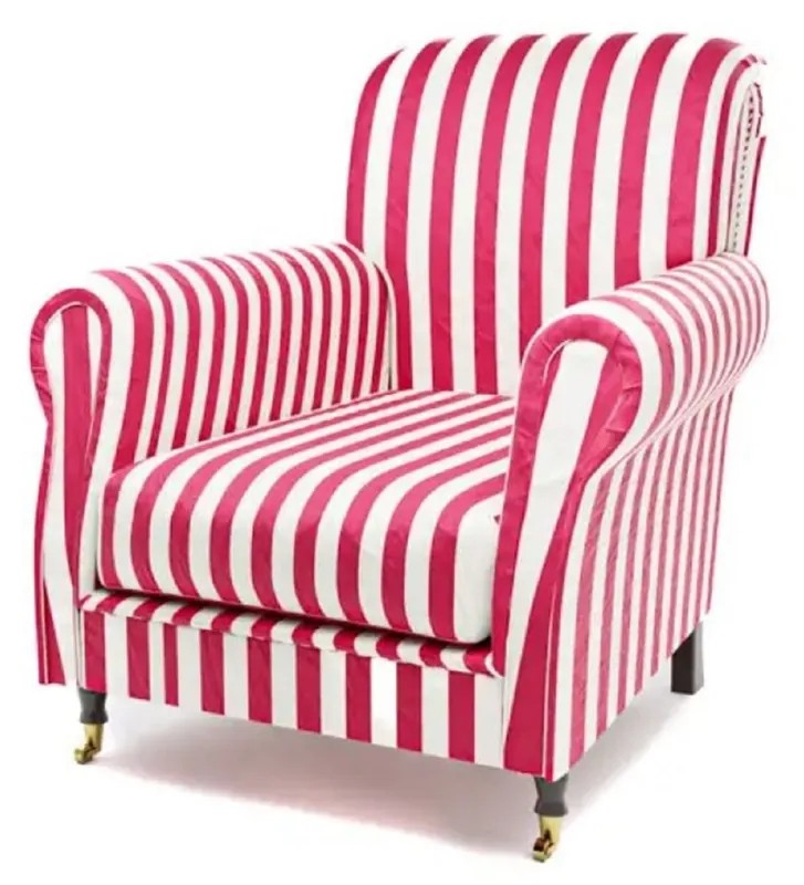Casa Padrino Luxus Samt Sessel mit Streifen Rot / Weiß / Schwarz / Messing 82 x 91 x H. 94 cm - Wohnzimmer Sessel - Hotel Sessel - Wohnzimmer Möbel - Hotel Möbel - Luxus Möbel - Luxus Einrichtung Saisonangebot