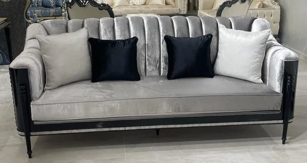 Casa Padrino Luxus Barock Wohnzimmer Sofa Grau / Schwarz - Handgefertigtes Barockstil Sofa - Luxus Wohnzimmer Möbel im Barockstil - Barock Möbel - Edel & Prunkvoll Neue Ware