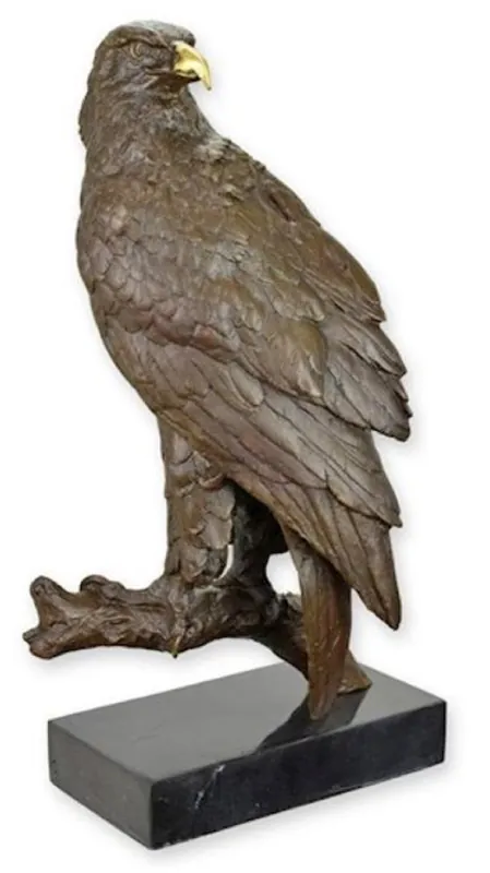 Casa Padrino Luxus Bronze Figur Adler auf Ast mit Marmorsockel Bronze / Gold / Schwarz 17,1 x 26,3 x H. 46 cm - Bronze Skulptur - Deko Figur - Deko Accessoires Heißes Angebot