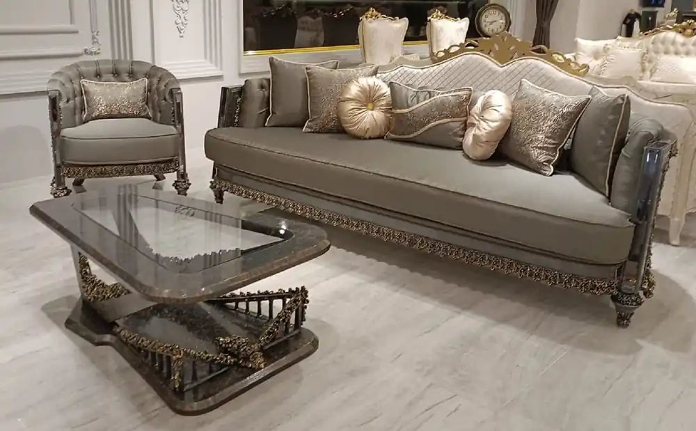 Casa Padrino Luxus Barock Wohnzimmer Set Grau / Gold - 2 Barock Sofas & 2 Barock Sessel & 1 Barock Couchtisch mit Glasplatte - Handgefertigte Luxus Wohnzimmer Möbel im Barockstil Online Kaufen