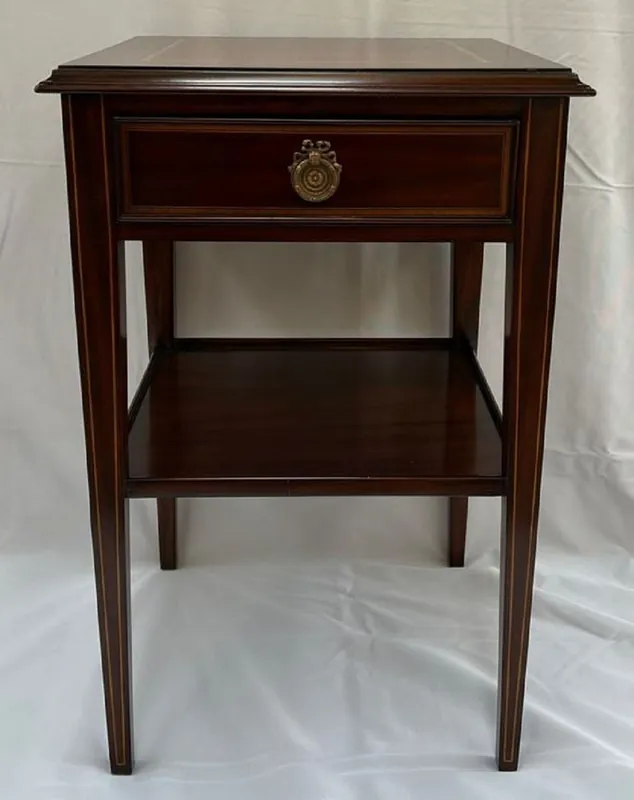 Casa Padrino Luxus Jugendstil Mahagoni Beistelltisch mit Schublade Braun 40 x 40 x H. 61 cm - Massivholz Nachttich - Barock & Jugendstil Möbel Meistverkauft