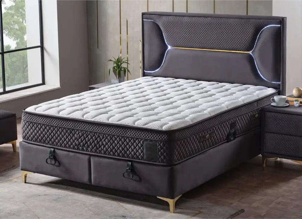 Casa Padrino Luxus Doppelbett Lila / Weiß / Gold 180 x 200 cm - Massivholz Bett mit LED Beleuchtung und Matratze - Schlafzimmer Möbel - Hotel Möbel - Luxus Möbel - Luxus Einrichtung Sofort Bestellen