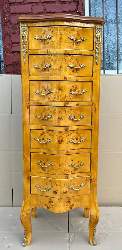Casa Padrino Barock Kommode Vogelaugen Ahorn - Handgefertigter Barockstil Massivholz Schrank im mit 7 Schubladen - Wohnzimmer Möbel im Barockstil - Barock Möbel - Barock Einrichtung Versand Am Gleichen Tag